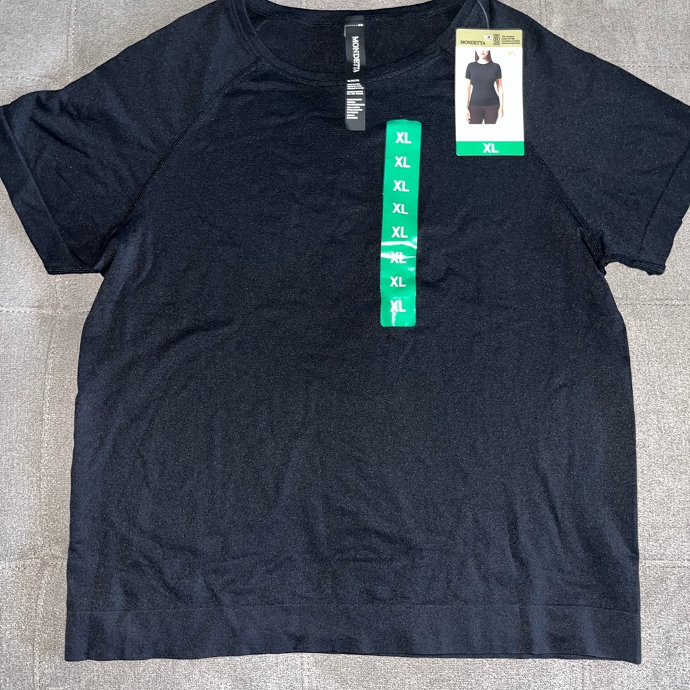 Mondetta Black Fitted Active Seamless Short Sleeve Tee Multiple Sizes Available